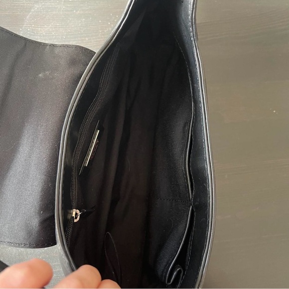 Vintage Genuine Black Leather Handbag - Picture 6 of 6